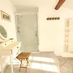 Ze Perfect Place - Appartement De Charme Nicois - 2 Chb & 2 Sdb - Ac - Terrasse - Vieux Nice